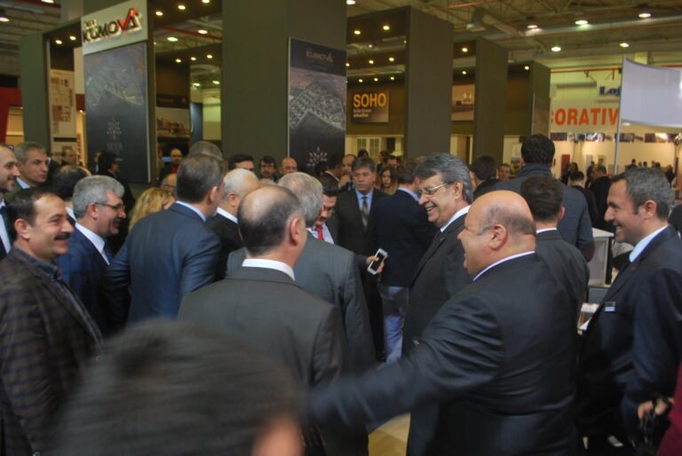 Bursa Insaat Fuari Nisan