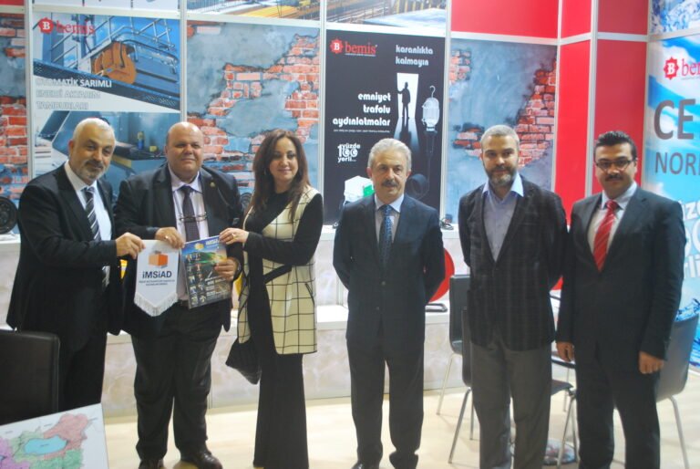 Bursa Insaat Fuari Nisan