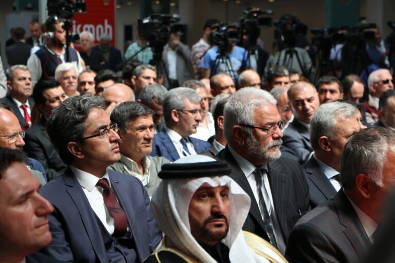 Bursa Insaat Fuari Nisan