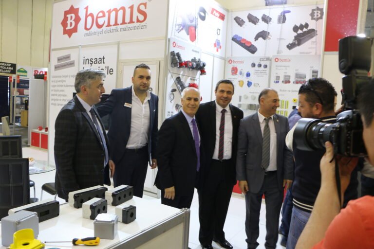 Bursa Insaat Fuari Nisan