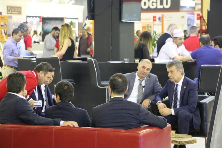 Bursa Insaat Fuari Nisan